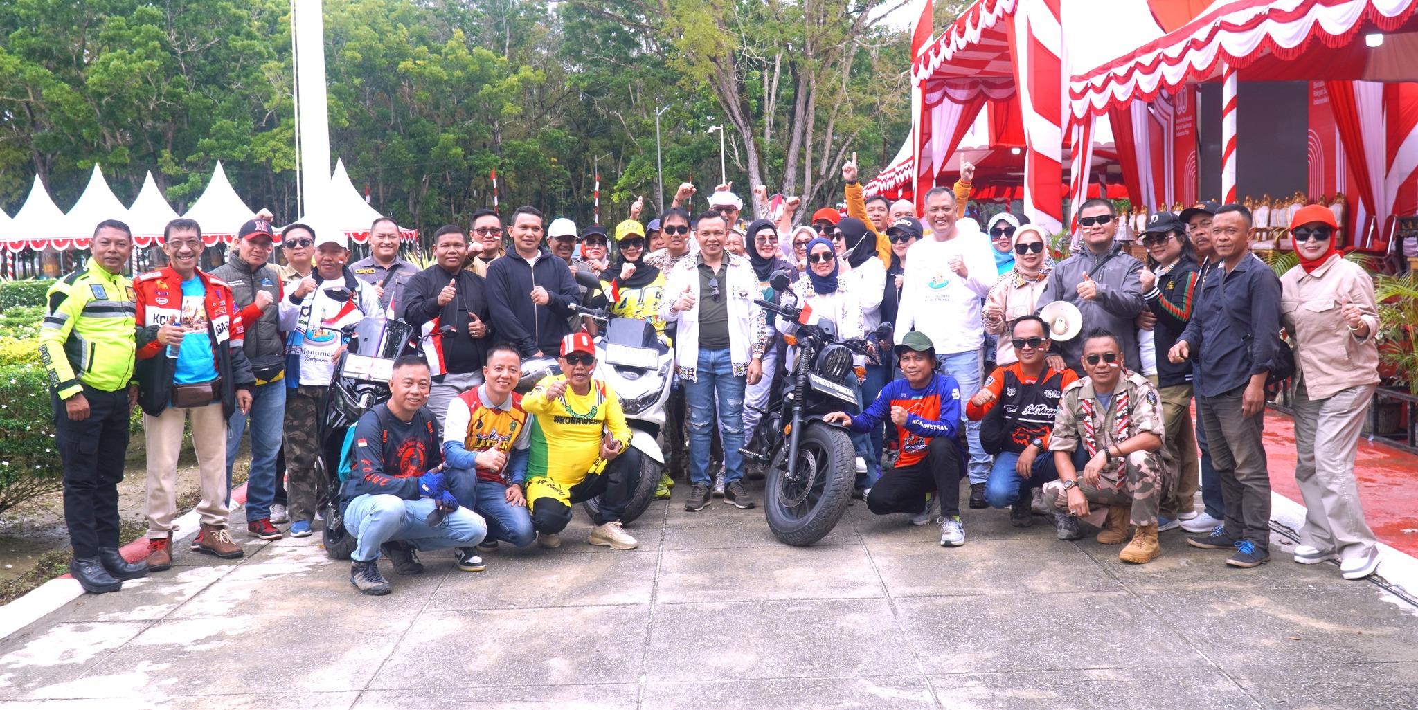 Bupati Konawe Touring Merah Putih, Salurkan Sembako dan Temu Ramah Bersama Masyarakat