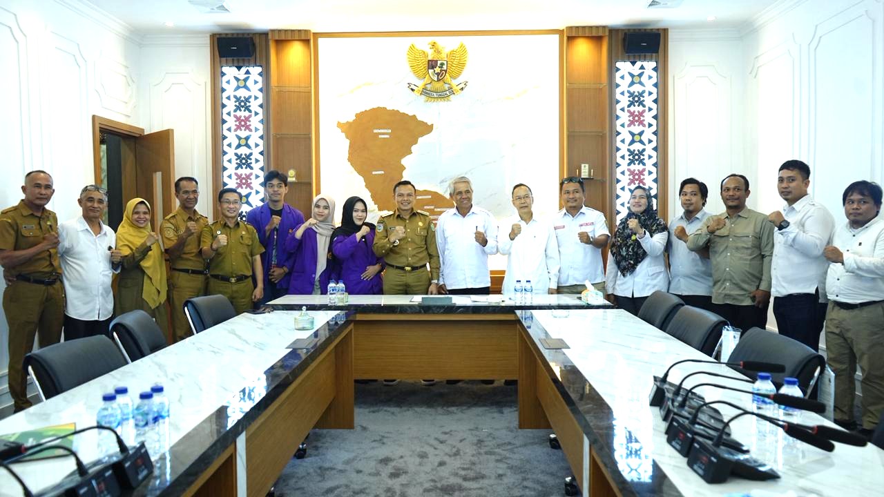 Bupati Konawe Luncurkan Program Beasiswa untuk Mahasiswa Unilaki