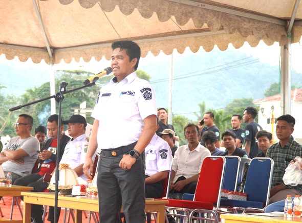 Kadis Dispora Wakili Bupati Konawe Buka Turnamen UFC Volleyball Cup Putri I