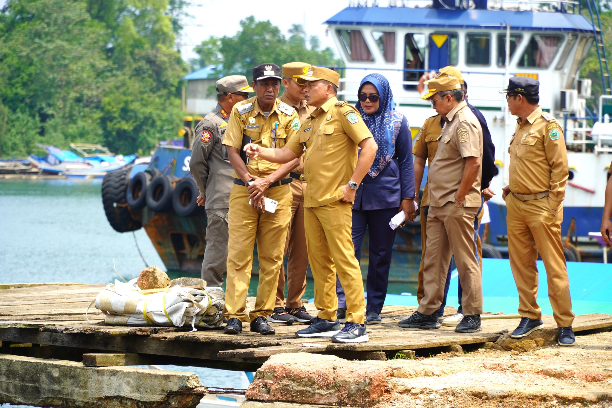 Bupati Konawe Cek Langsung Kondisi Pelabuhan PPI Nii Tanasa