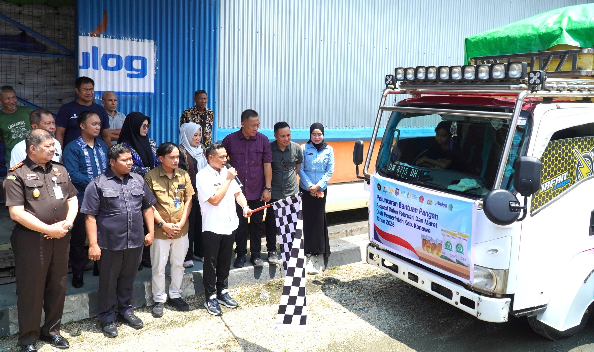 Bupati Konawe Luncurkan Bantuan Pangan Alokasi Februari–Maret Tahun 2026