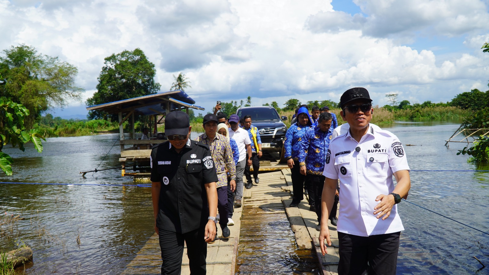 Perkuat Konektivitas Wilayah, Dua Bupati Kompak Tinjau Lokasi Jembatan Penghubung